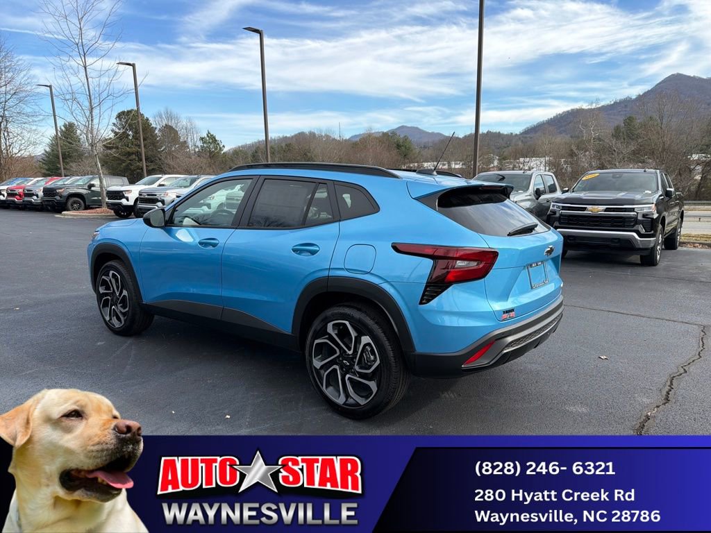 New 2025 Chevrolet Trax RS w/ Driver Confidence Package image 3