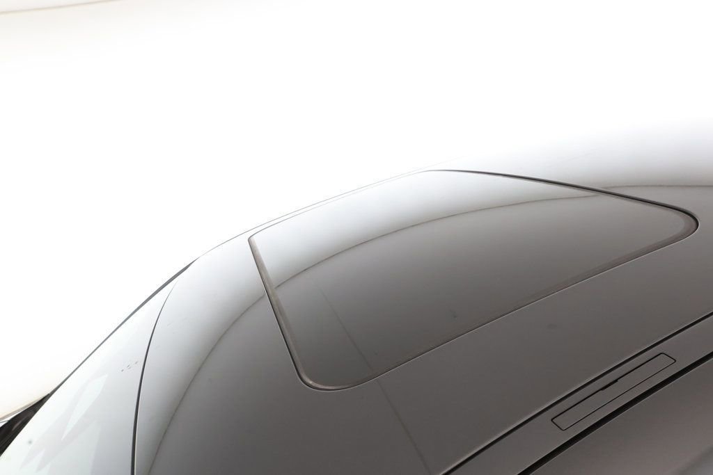 Used 2024 BMW i5 eDrive40i w/ M Sport Package image 10