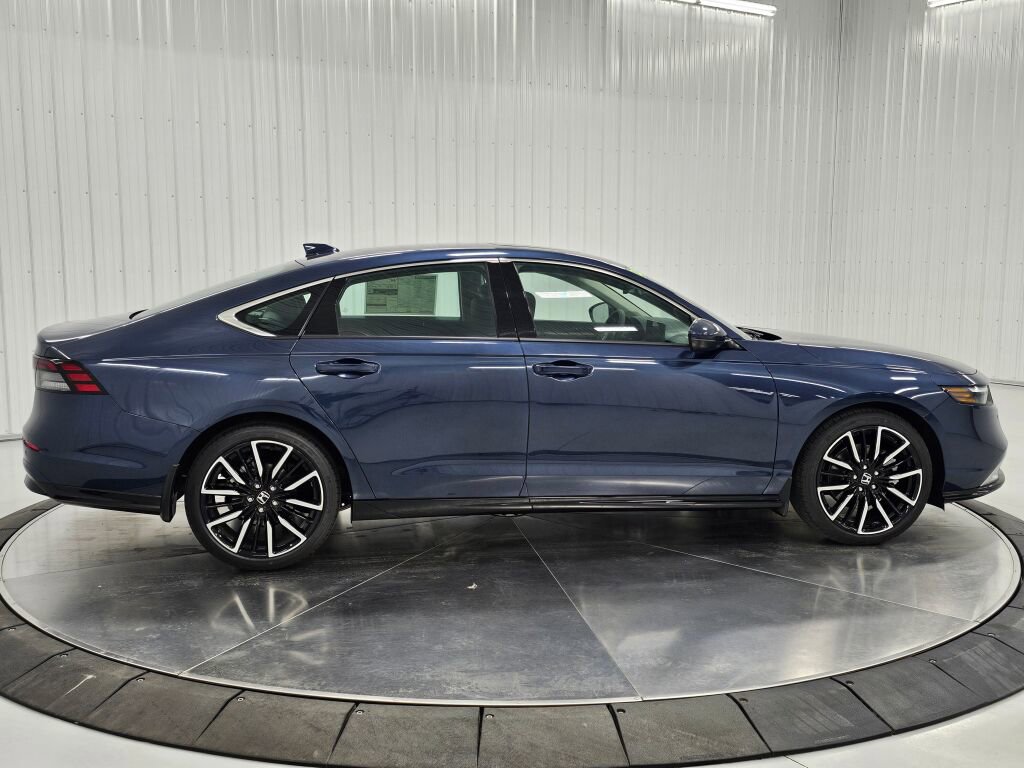 New 2025 Honda Accord Touring image 32