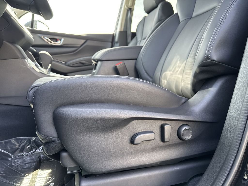 New 2026 Subaru Ascent Limited image 14
