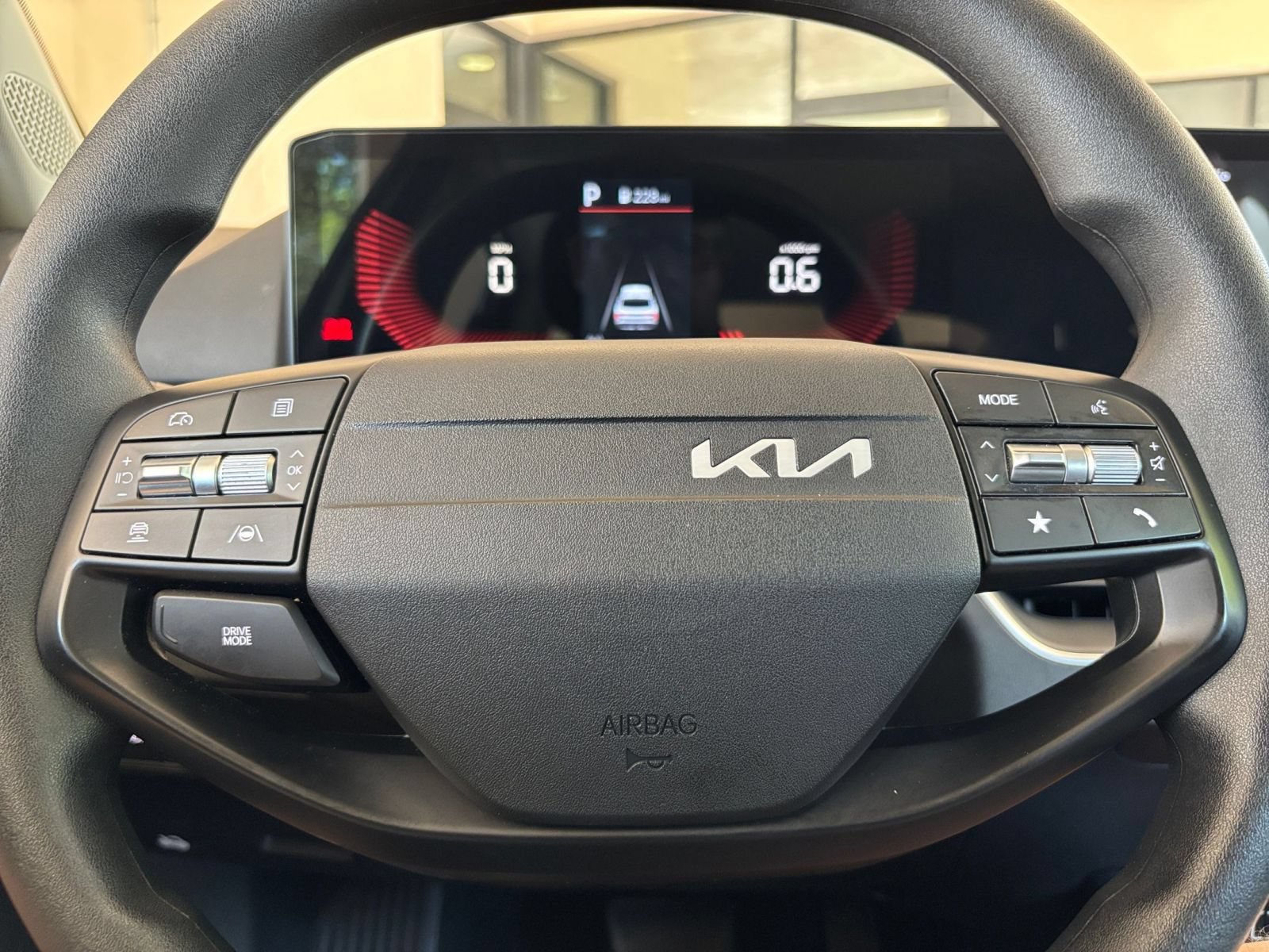 Used 2025 Kia K4 FWD image 26