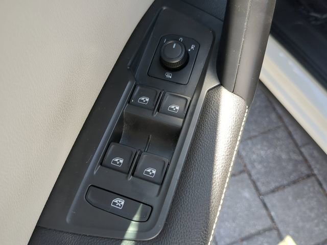 Certified 2023 Volkswagen Tiguan S FWD image 16