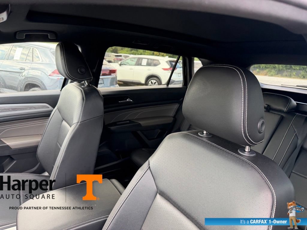 Used 2023 Volkswagen Atlas Cross Sport SE w/ Panoramic Sunroof Package AWD/4WD image 12