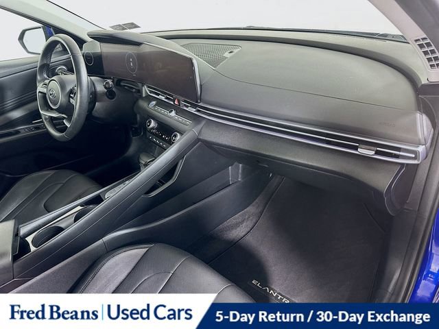 Used 2023 Hyundai Elantra Limited image 32