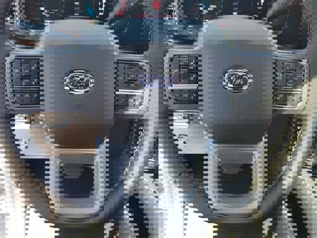New 2025 Ford F350 Lariat image 18