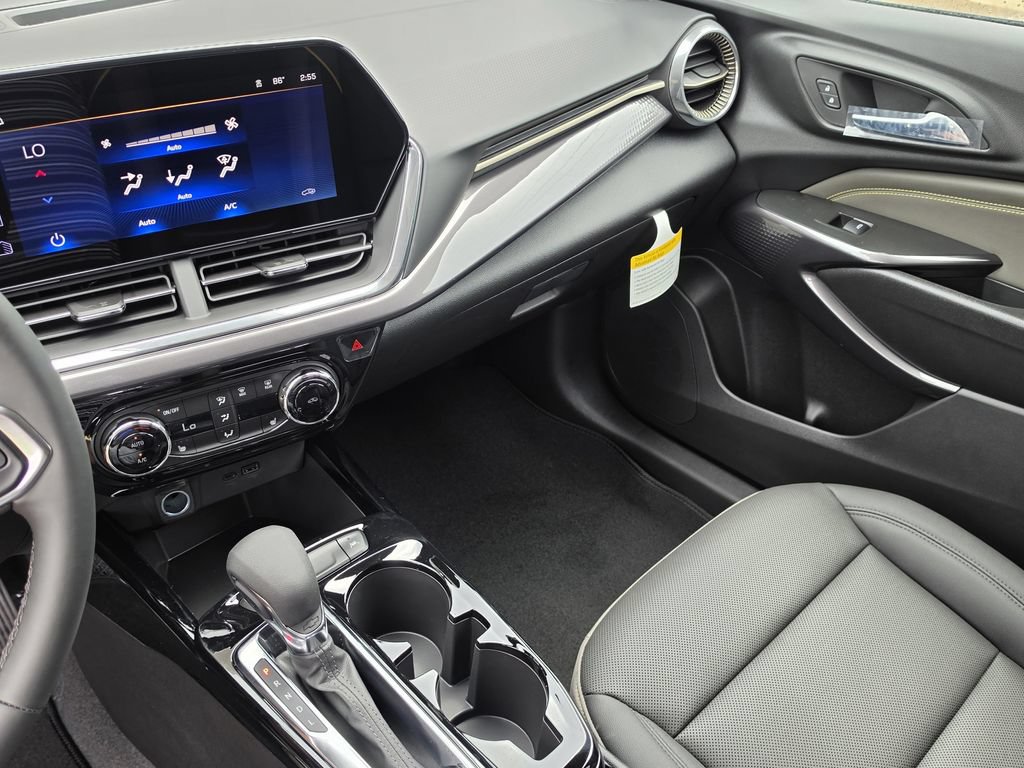 New 2026 Chevrolet Trax ACTIV w/ Driver Confidence Package FWD image 15
