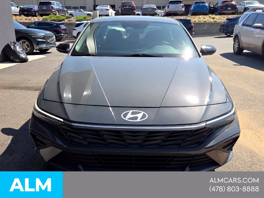 Certified 2025 Hyundai Elantra Sport FWD image 20