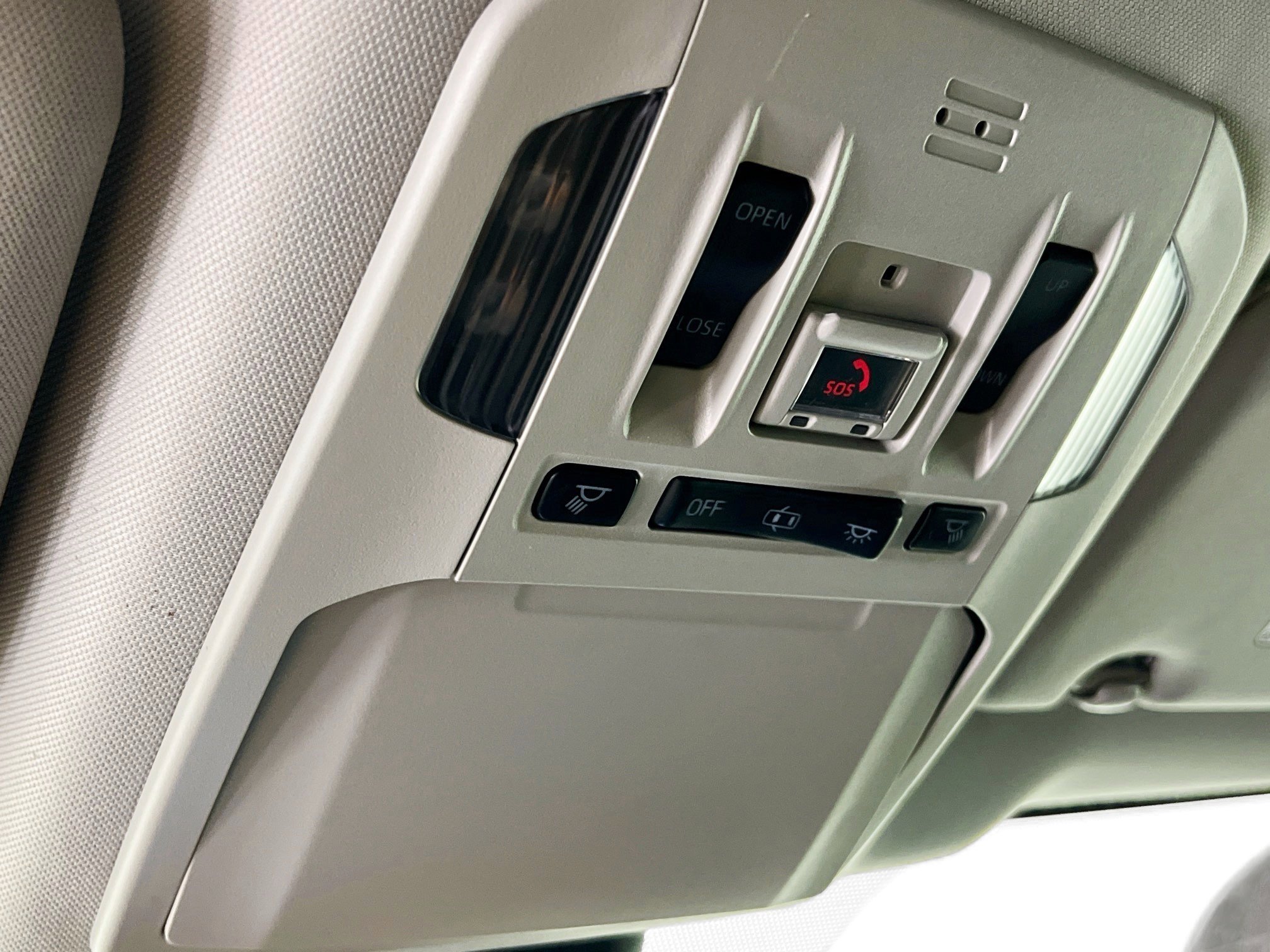 Used 2020 Toyota Highlander XLE image 22