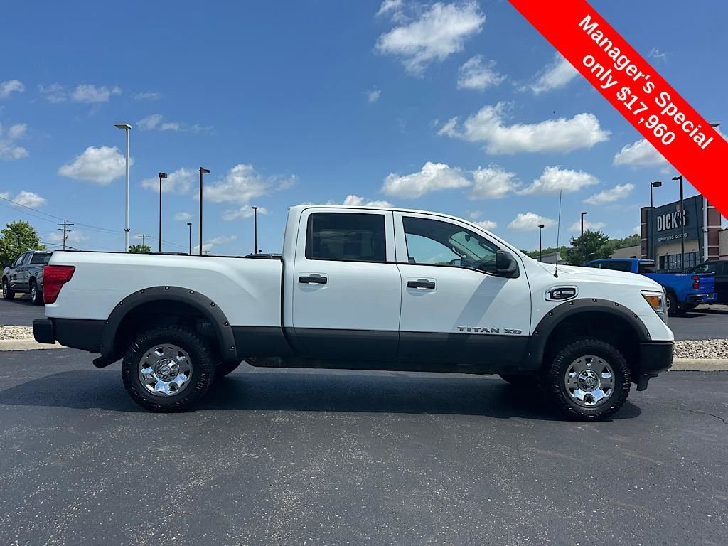 Used 2017 Nissan Titan S image 4
