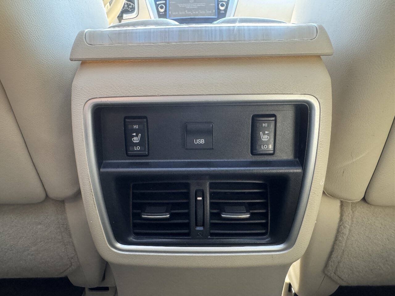 Used 2015 Nissan Murano Platinum w/ Platinum Technology Package AWD/4WD image 25