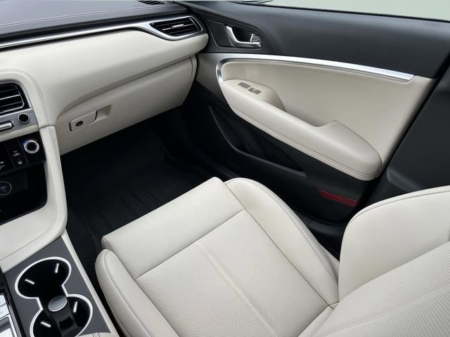 Used 2026 Genesis G70 2.5T RWD image 27