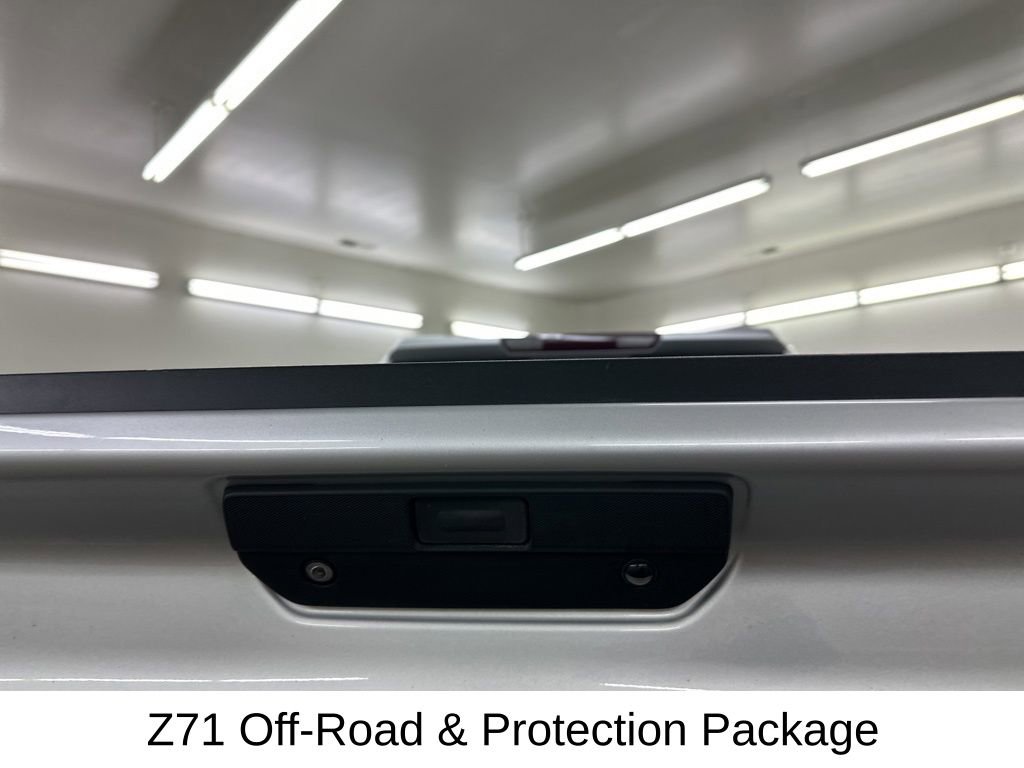 Used 2019 Chevrolet Silverado 1500 RST image 17