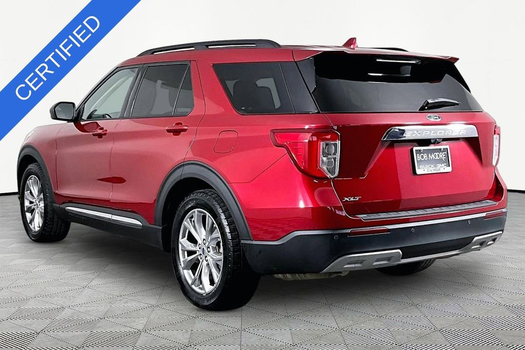 Used 2020 Ford Explorer XLT w/ Equipment Group 202A image 4