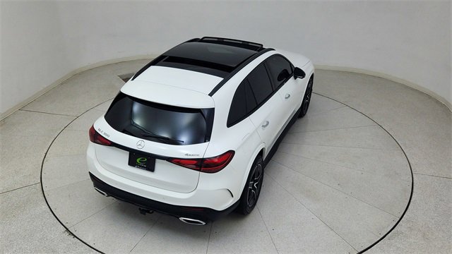 Used 2024 Mercedes-Benz GLC 300 4MATIC w/ AMG Line image 82