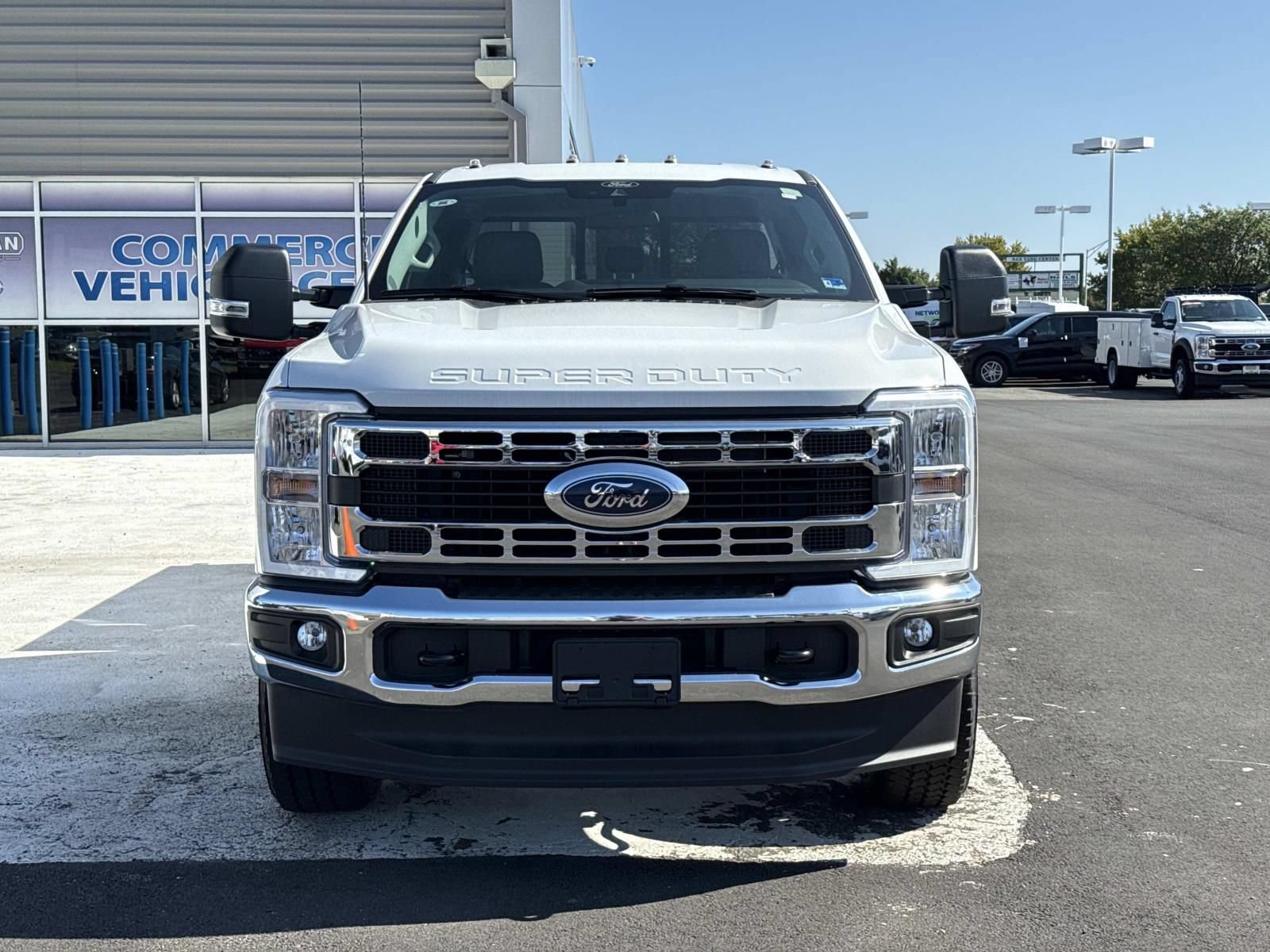 New 2026 Ford F350 XL w/ XL Chrome Package AWD/4WD image 8