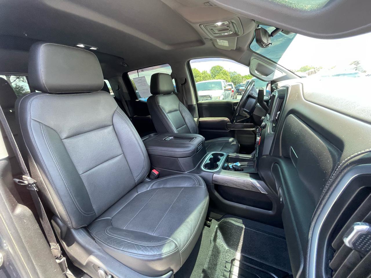 Used 2019 Chevrolet Silverado 1500 LTZ w/ LTZ Plus Package AWD/4WD image 13