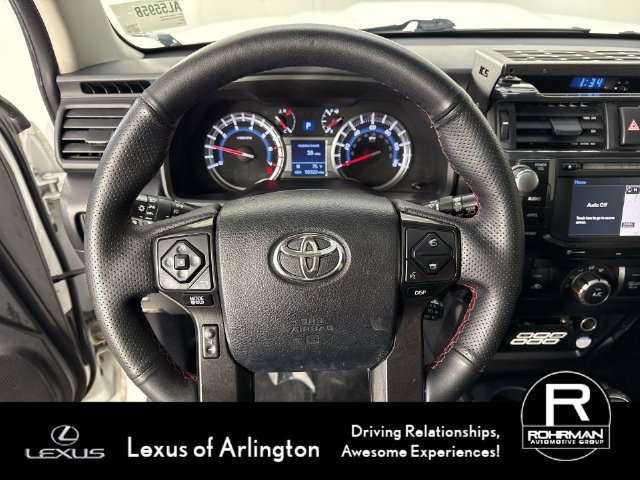 Used 2018 Toyota 4Runner TRD Off-Road Premium AWD/4WD image 11