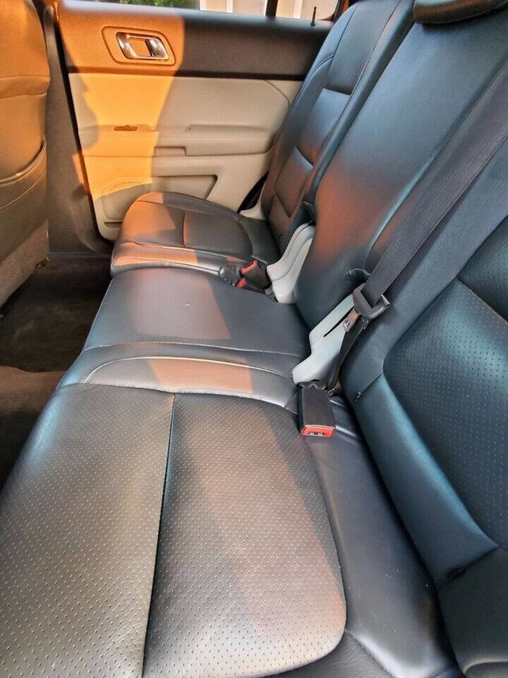 Used 2012 Ford Explorer FWD image 23