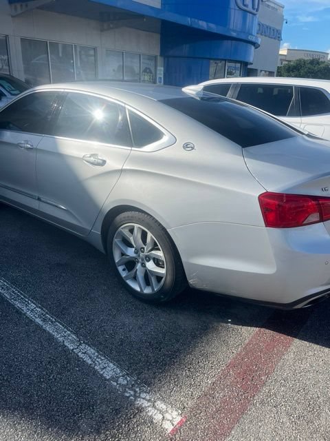 Used 2018 Chevrolet Impala Premier FWD image 3