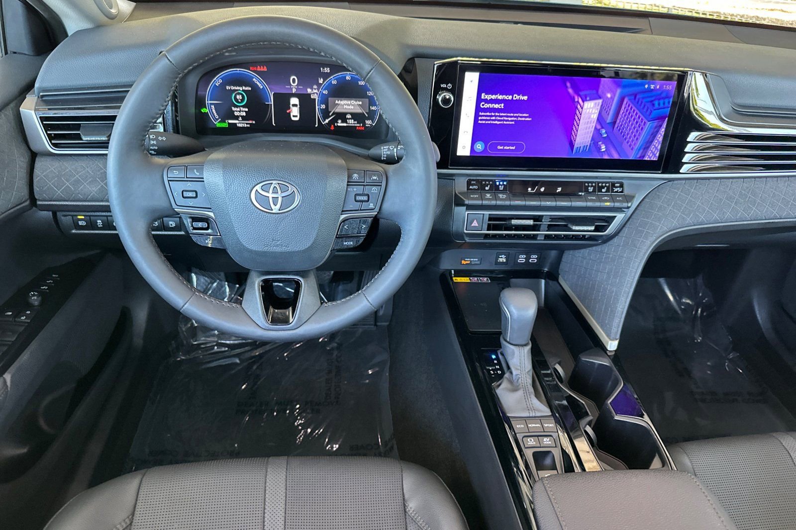 Used 2025 Toyota Camry XLE w/ Premium Package FWD image 17
