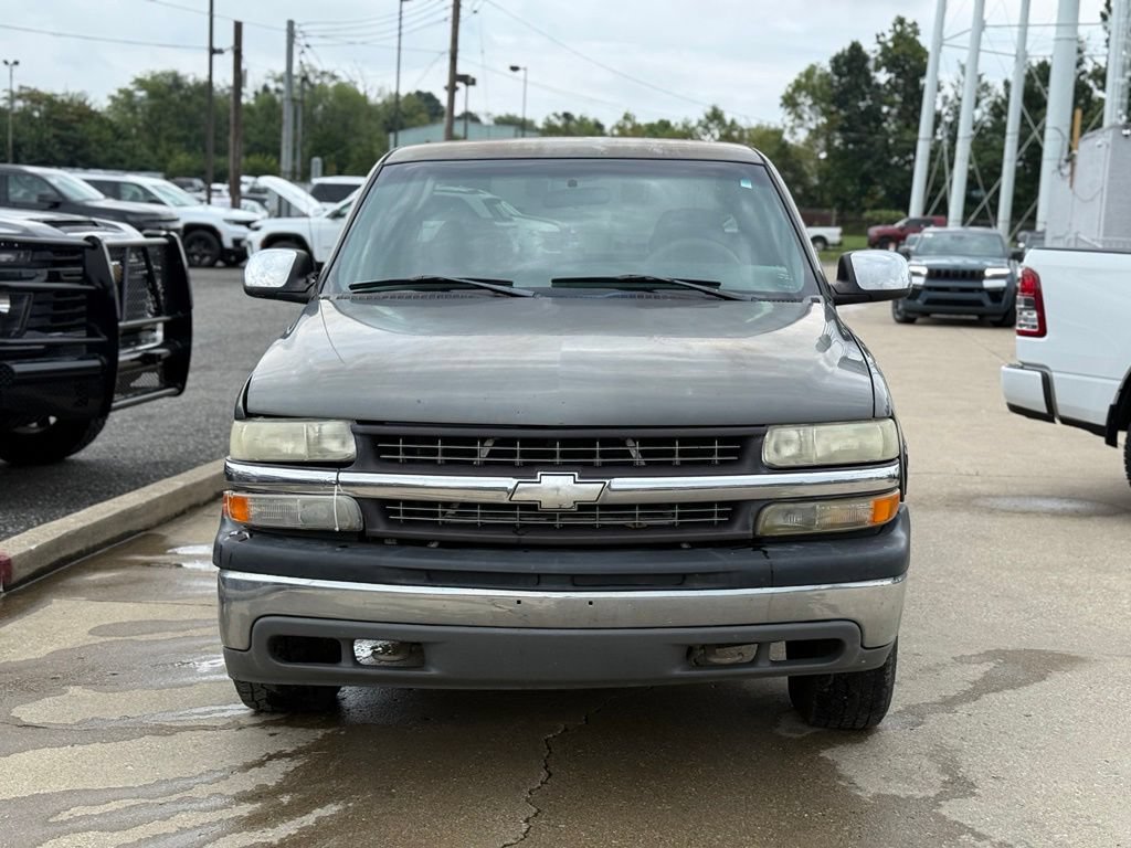 Used 2001 Chevrolet Silverado 1500 LS w/ Off-Road Chassis Pkg AWD/4WD image 3