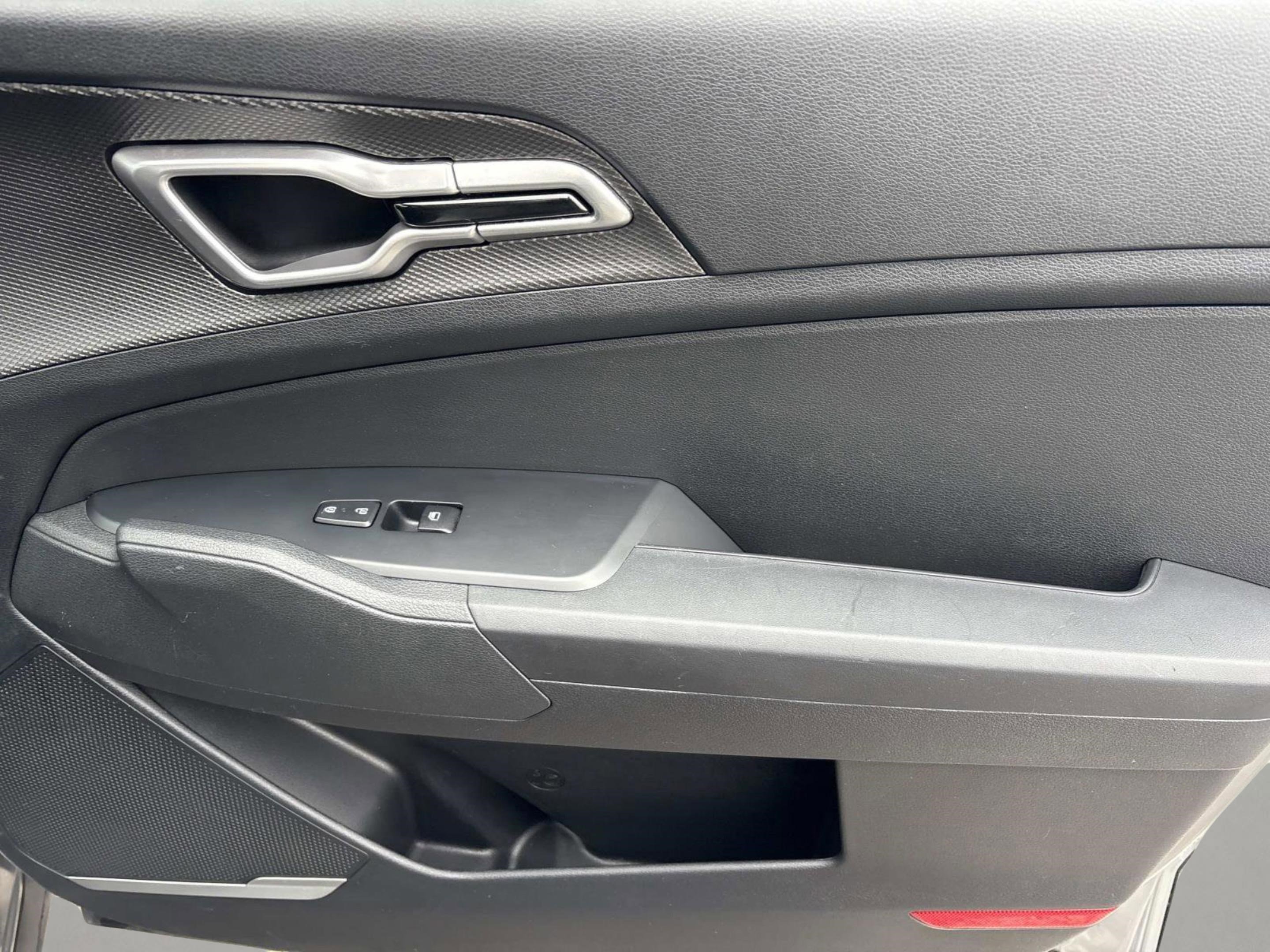 Used 2023 Kia Sportage LX image 22