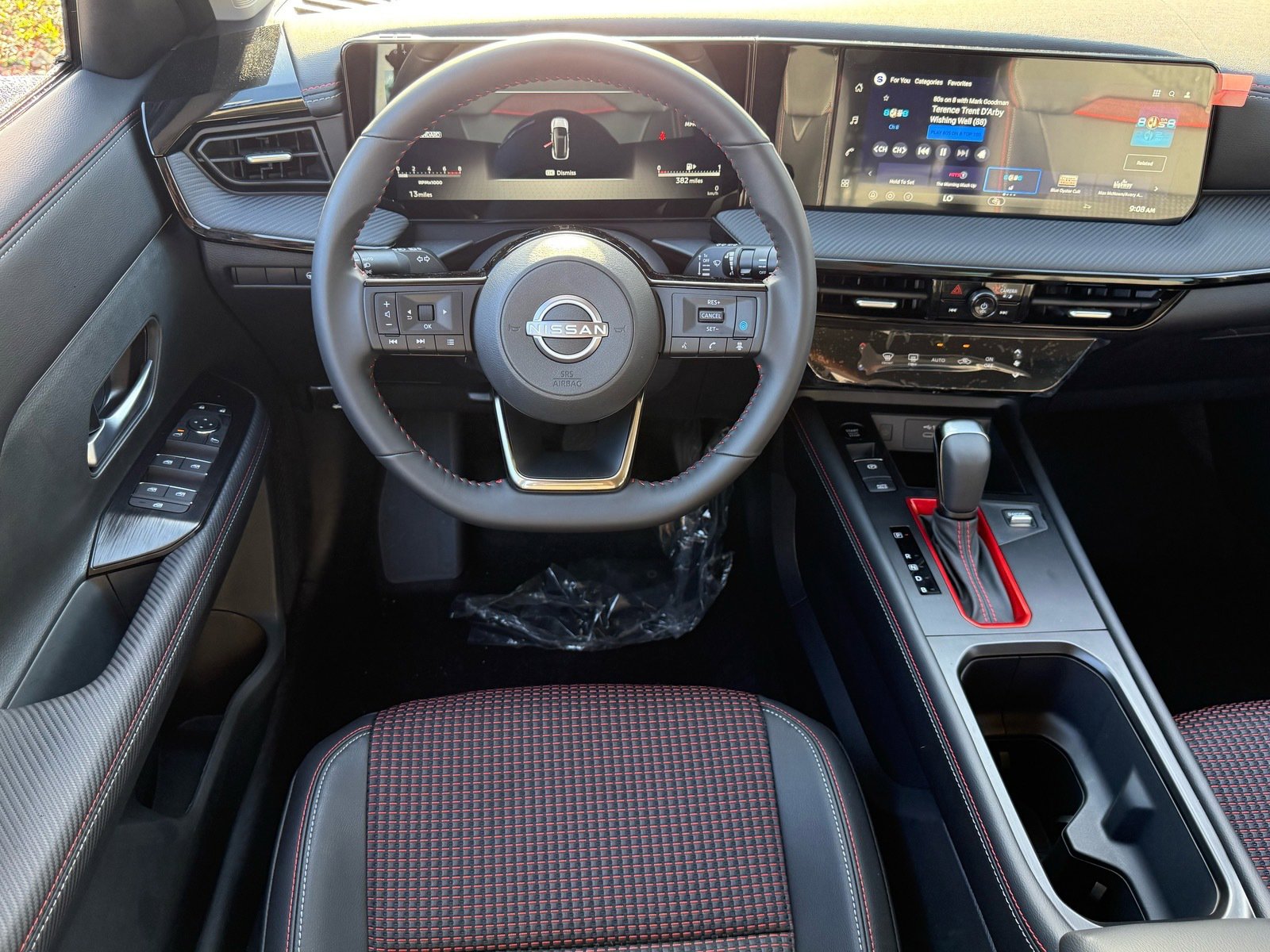 New 2026 Nissan Kicks SR image 13