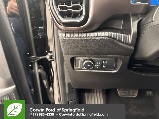 New 2025 Ford Ranger XLT w/ Black Appearance Package image 32