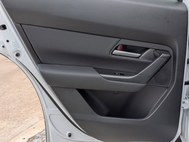 Used 2025 MAZDA CX-50 AWD 2.5 Hybrid w/ Premium Pkg image 24