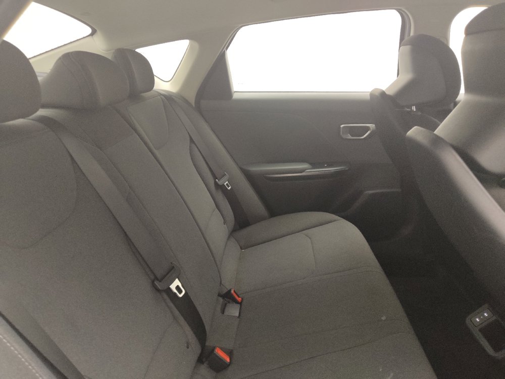 Used 2025 Kia K4 FWD image 19