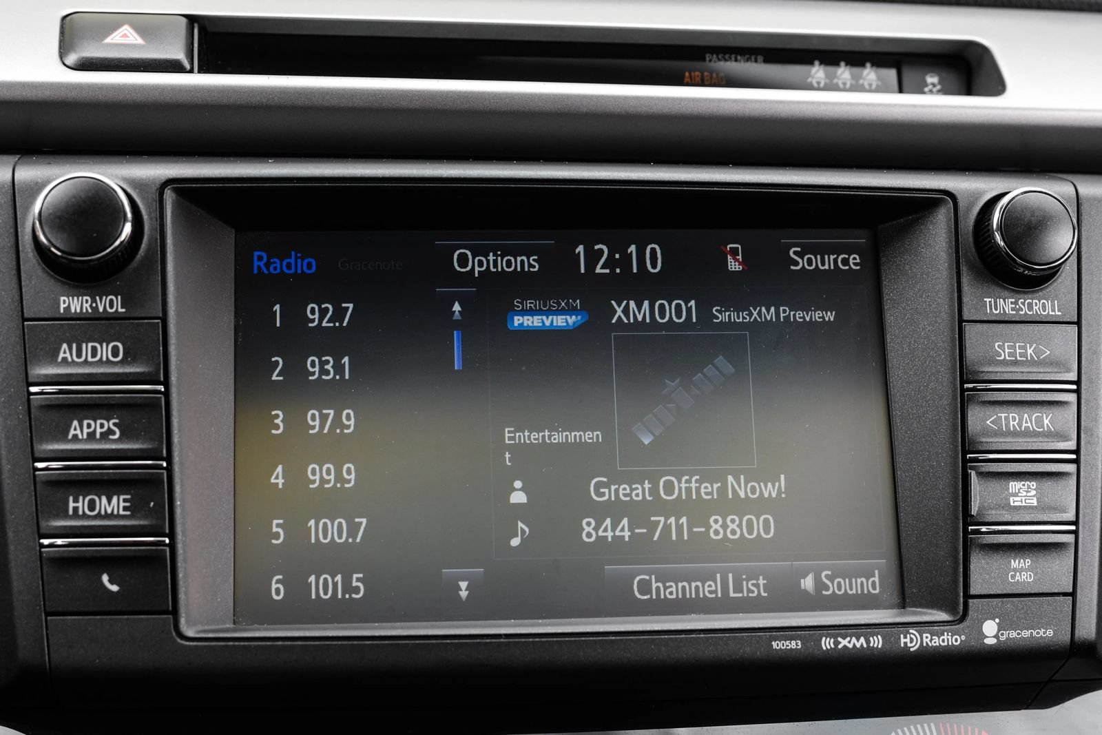 Used 2017 Toyota RAV4 Limited FWD image 33