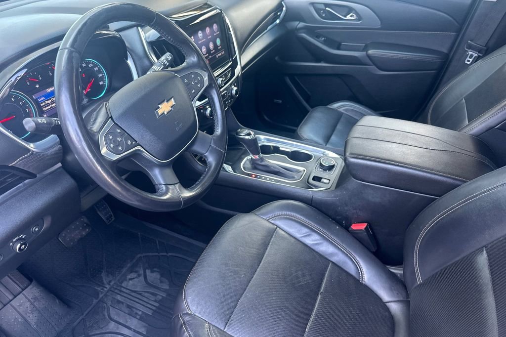 Used 2020 Chevrolet Traverse Premier w/ Redline Edition AWD/4WD image 9