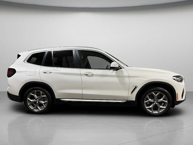 Used 2024 BMW X3 xDrive30i image 2