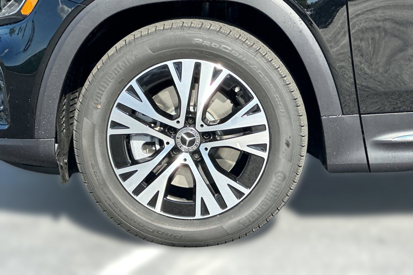 New 2026 Mercedes-Benz GLB 250 image 12