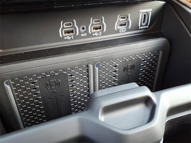 New 2026 RAM 3500 Limited image 10