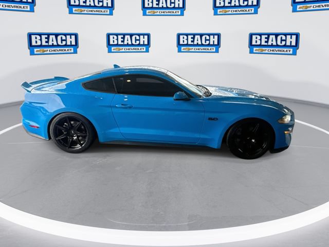 Used 2022 Ford Mustang GT Premium w/ Equipment Group 401A RWD image 9