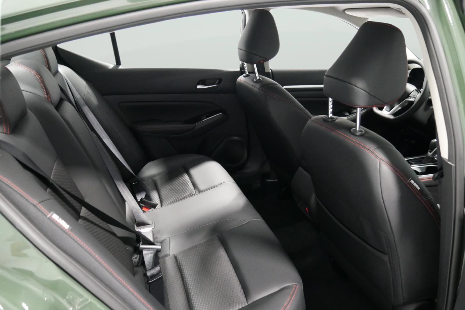 New 2025 Nissan Altima 2.5 SR image 17