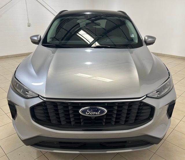 Used 2023 Ford Escape Active w/ Tech Pack #2 image 8