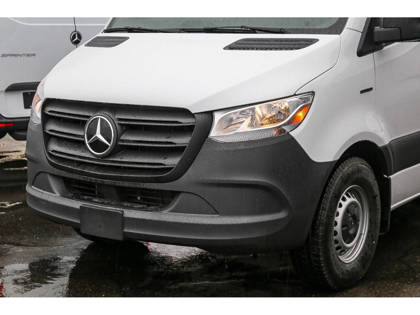 New 2024 Mercedes-Benz eSprinter 170 Cargo image 7