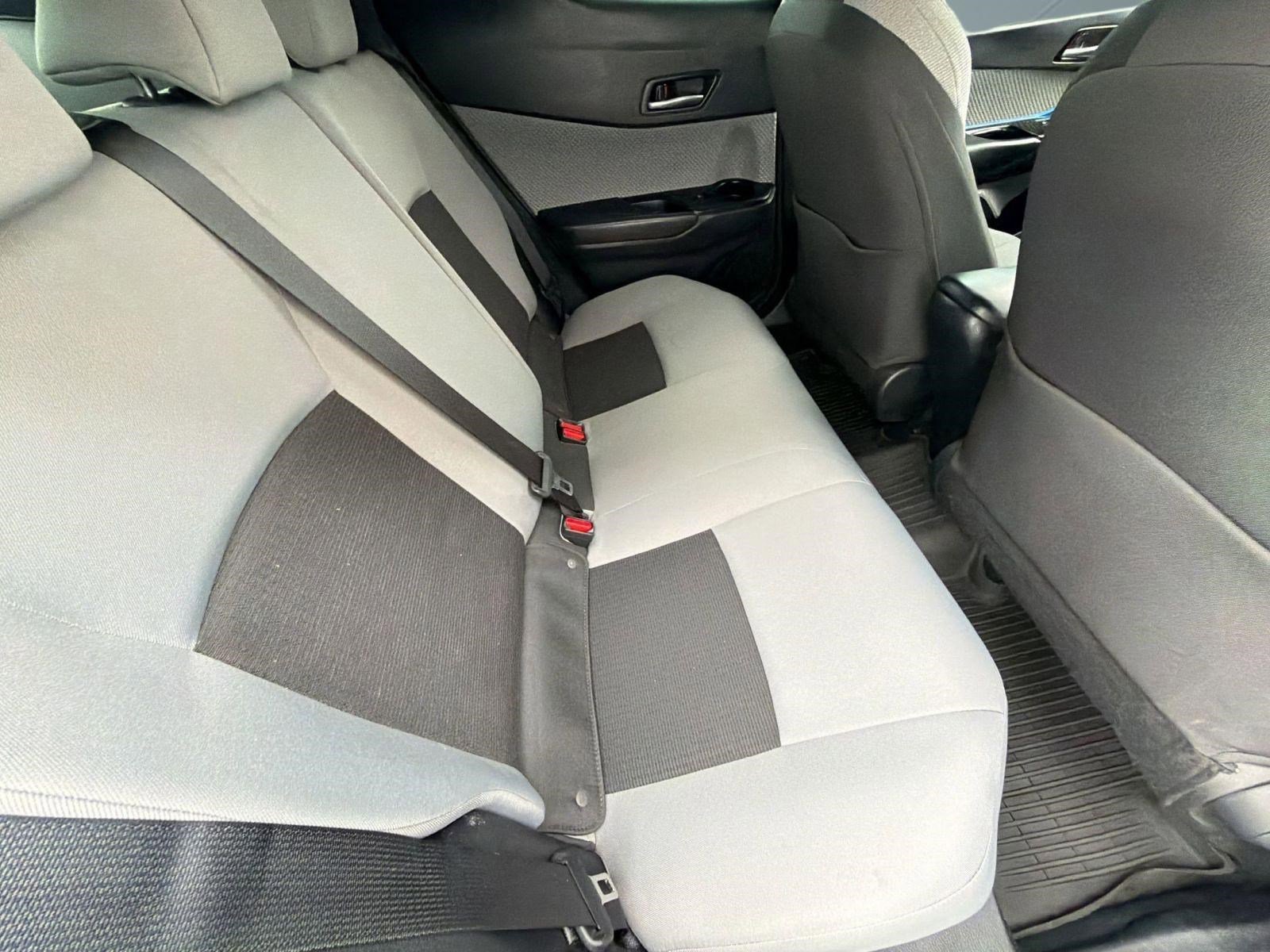 Used 2019 Toyota C-HR XLE FWD image 28