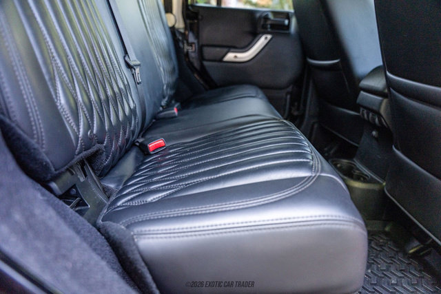Used 2017 Jeep Wrangler Unlimited Rubicon w/ Connectivity Group AWD/4WD image 56