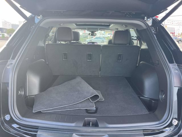 Used 2025 Chevrolet Blazer LT FWD image 10