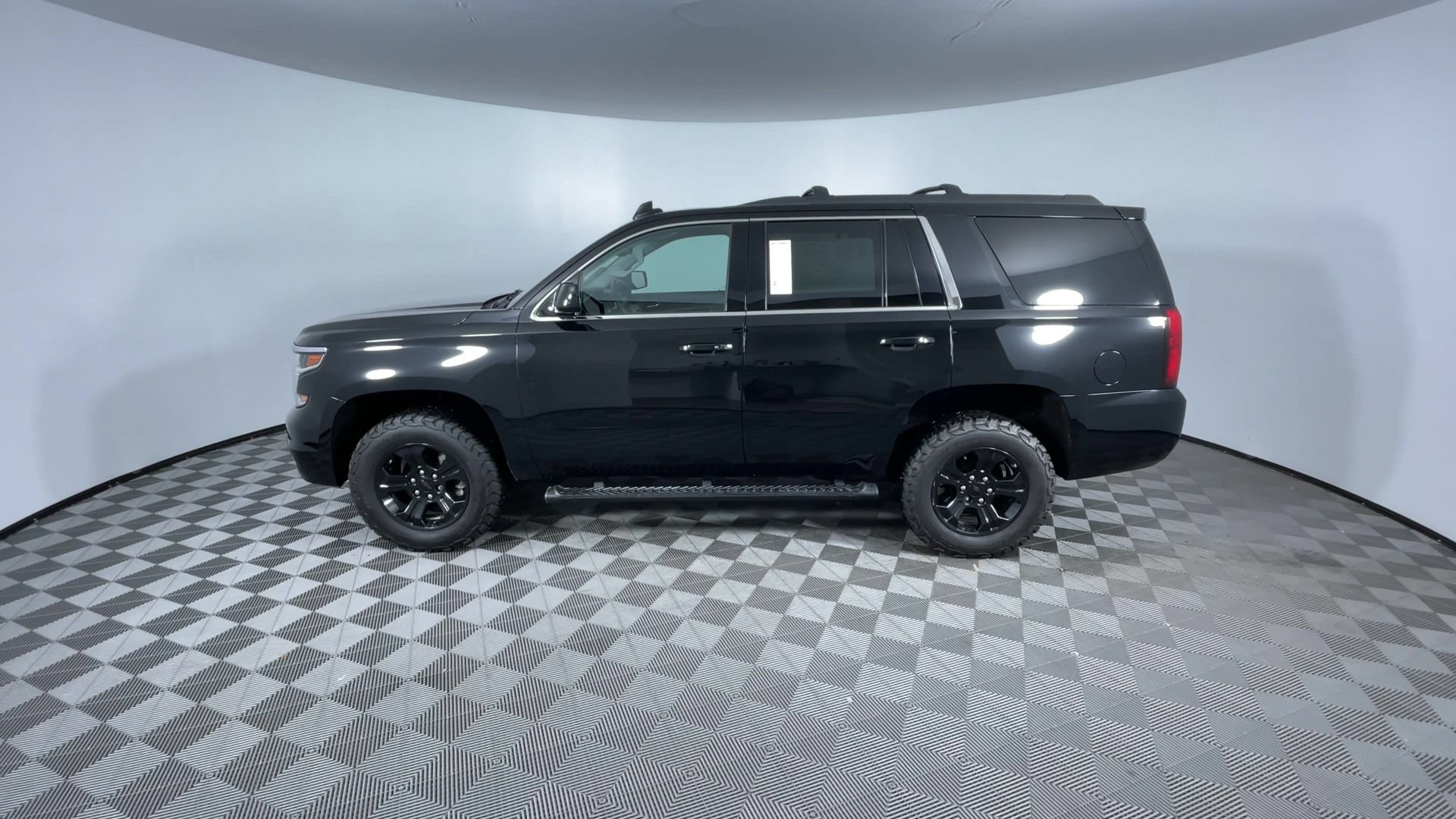 Used 2018 Chevrolet Tahoe LT AWD/4WD image 6