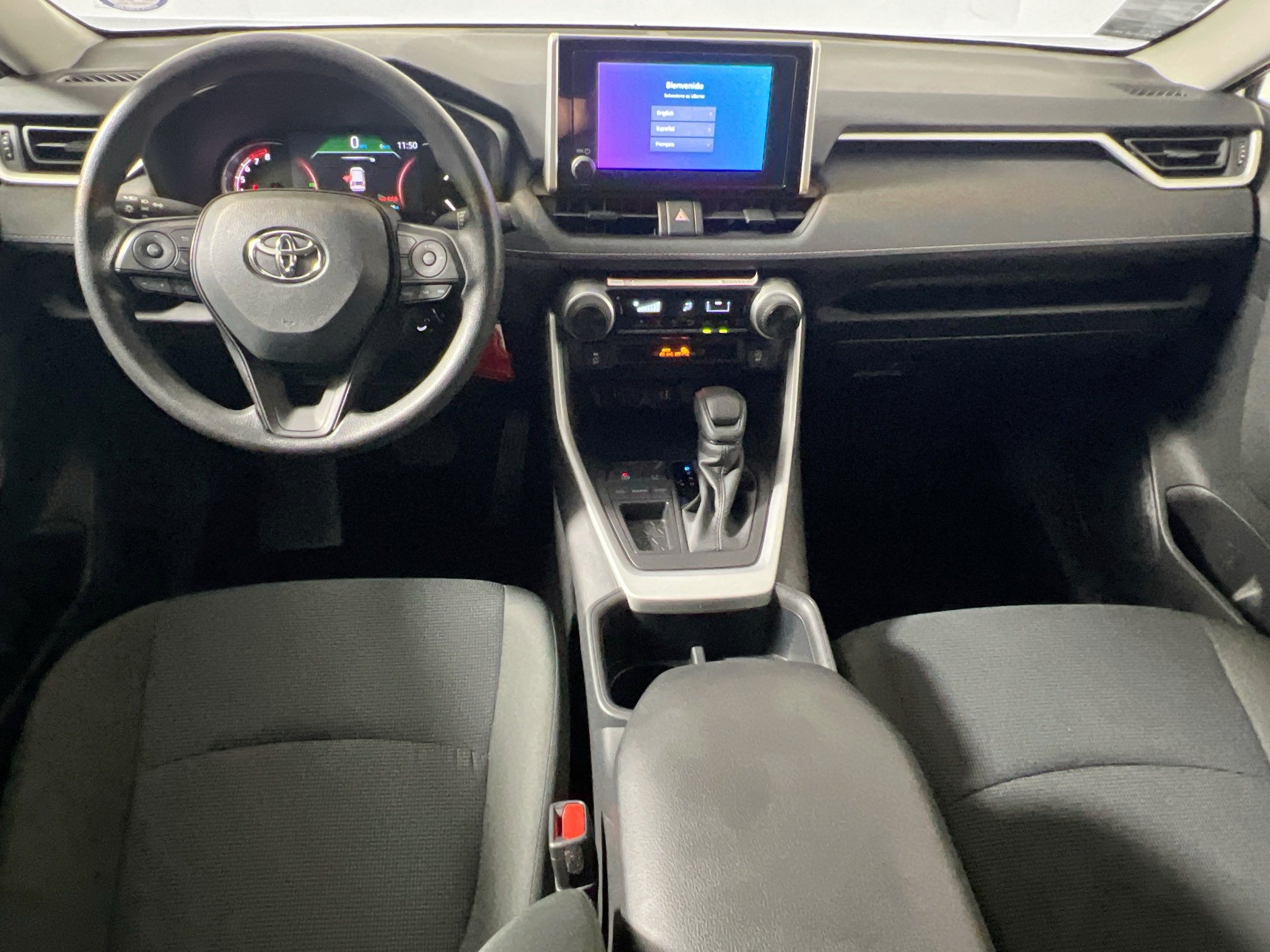 Used 2025 Toyota RAV4 LE FWD image 28