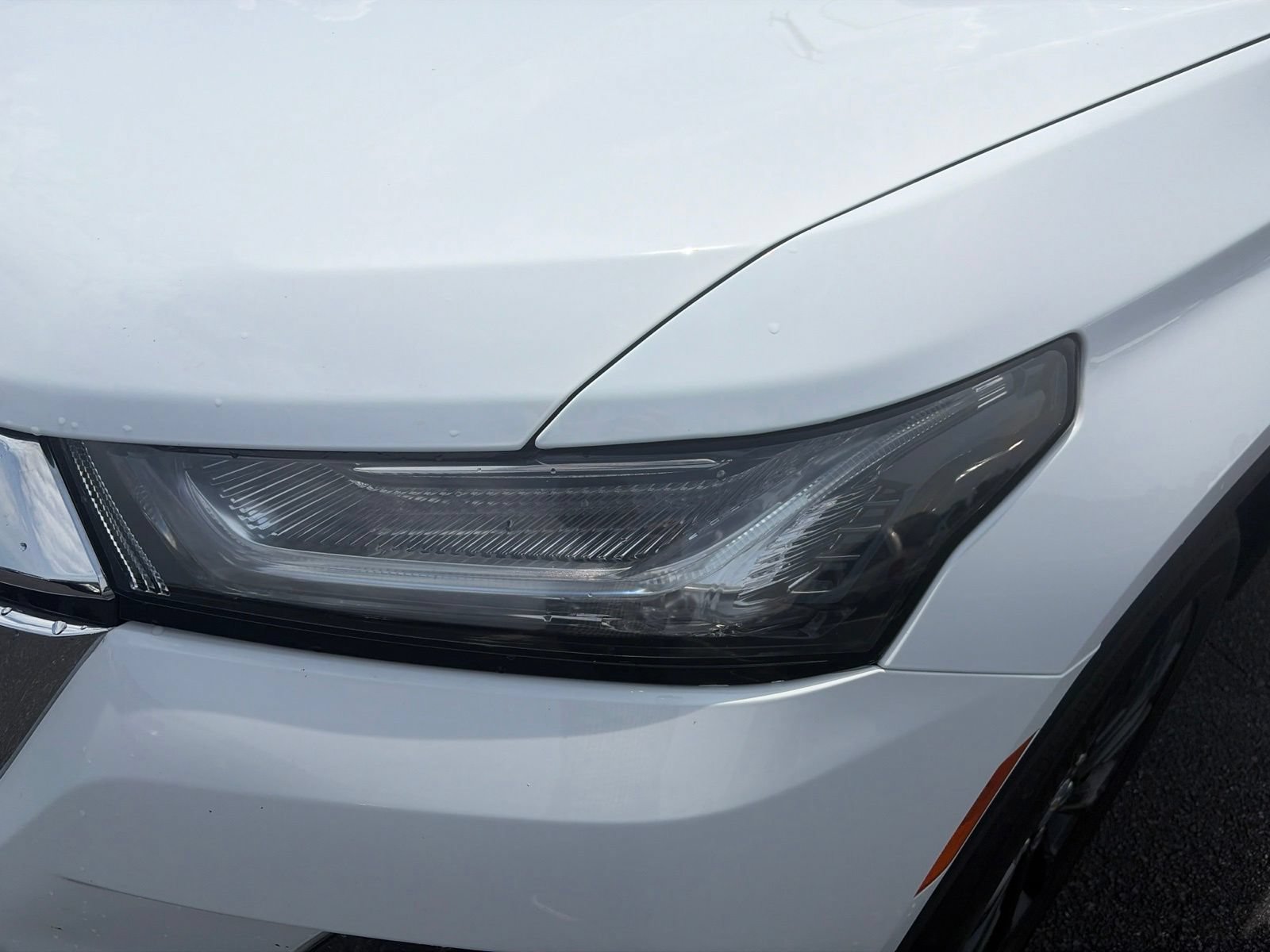 Used 2023 Chevrolet Traverse LT AWD/4WD image 18