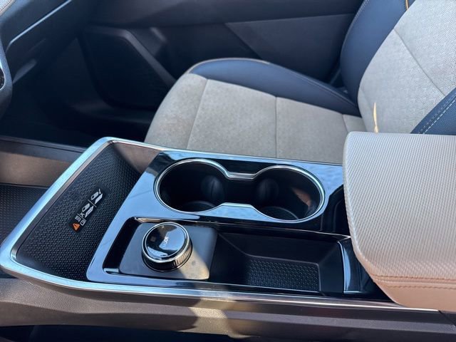 Used 2025 Chevrolet Equinox ACTIV w/ Safety and Technology Package image 22