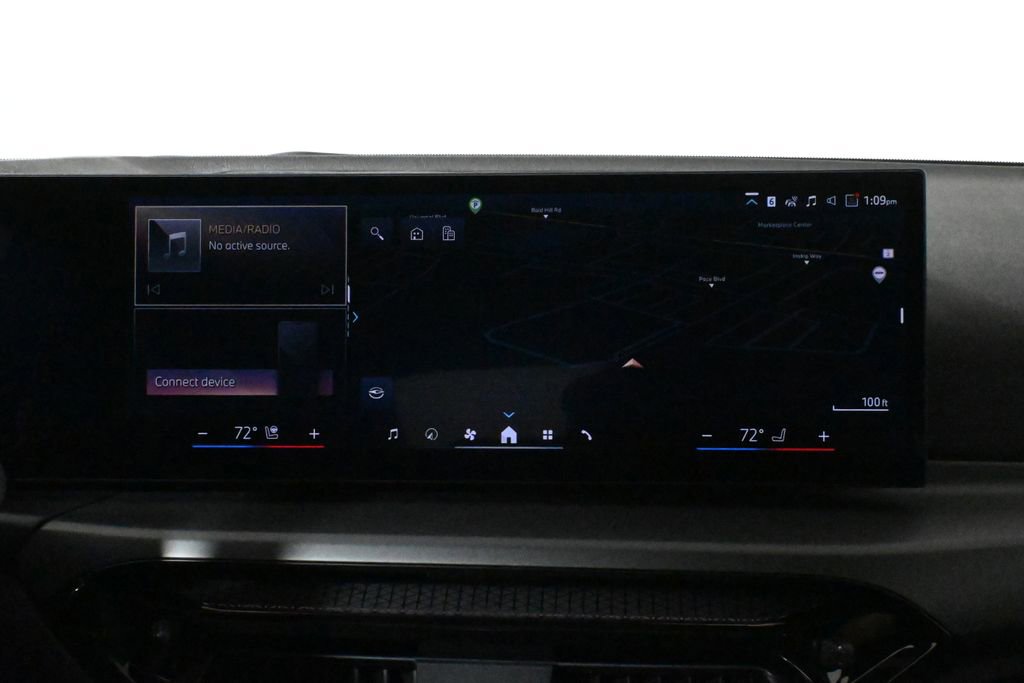 Used 2025 BMW 230i xDrive Coupe w/ Convenience Package image 22