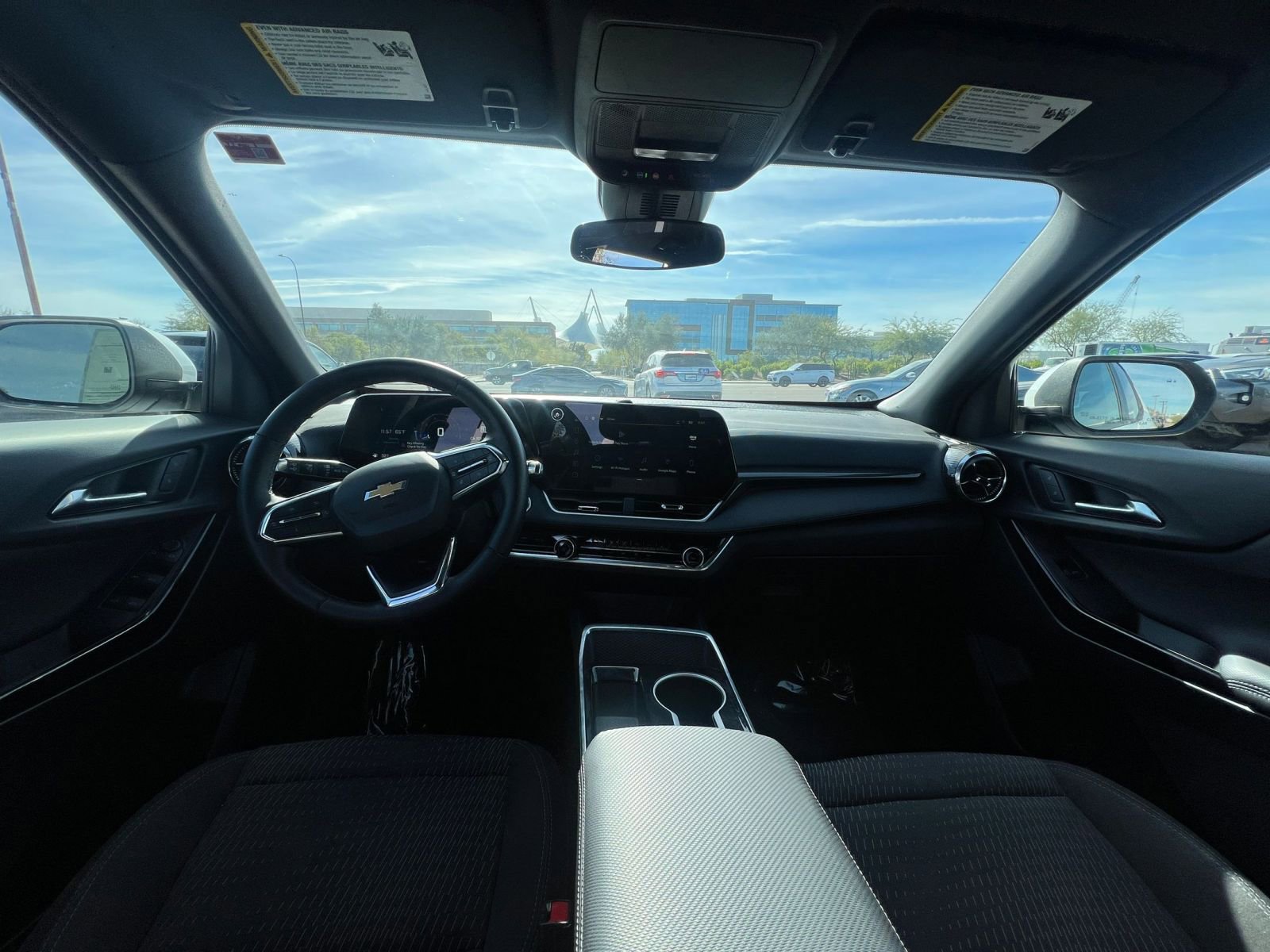 Used 2025 Chevrolet Equinox LT image 33