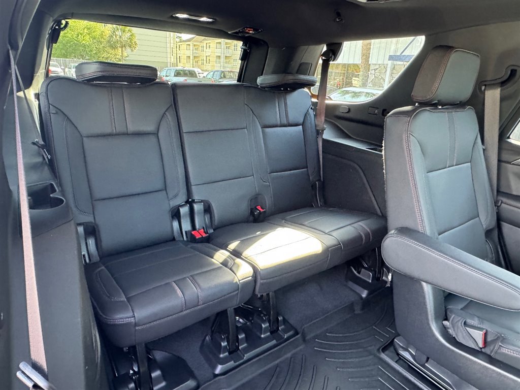 Used 2022 Chevrolet Tahoe RST w/ Luxury Package image 24
