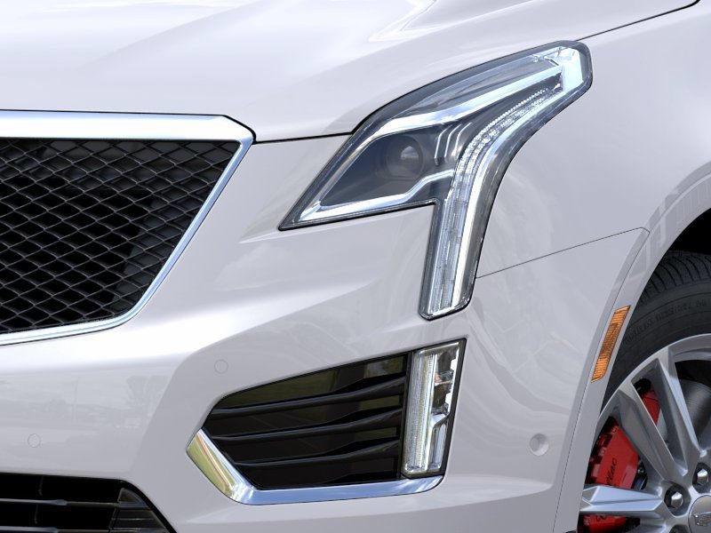 New 2026 Cadillac XT5 Sportv w/ LPO, Floor Liner Package AWD/4WD image 10